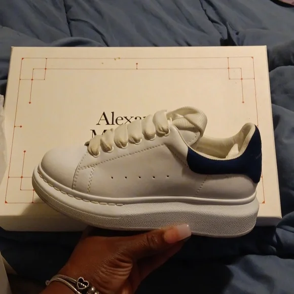 Junior alexander mcqueen deals